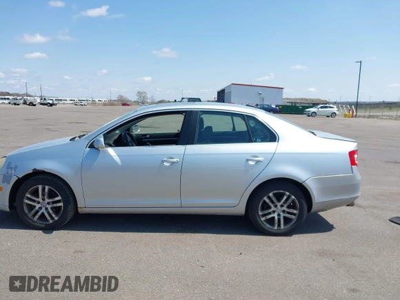 2006 Volkswagen Jetta 2.5L with VIN 3VWSG71K06M666629, listed as a IAAI auction lot 42103342 with 183,506 mi miles and . Bid and sale history available at DreamBid. Image 14.