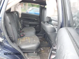 2020 Mitsubishi Outlander ES z VIN JA4AZ3A31LZ042840, wystawiony jako IAAI lot #42276774 z przebiegiem 88 513 mil mil oraz . Historia ofert i sprzedaży dostępna na DreamBid. Obrazek 8.