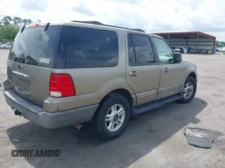 2003 Ford Expedition Special Service z VIN 1FMRU15W83LB44750, wystawiony jako IAAI lot #42350428 z przebiegiem 377 861 mil mil oraz . Historia ofert i sprzedaży dostępna na DreamBid. Obrazek 4.