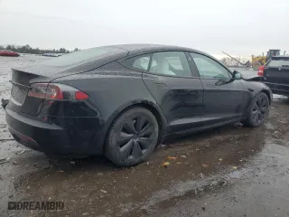 2022 Tesla Model S with VIN 5YJSA1E5XNF463157, listed as a Copart auction lot 41855955 with 0 mi miles and Salvage Title. Bid and sale history available at carsss.com. Image 3.