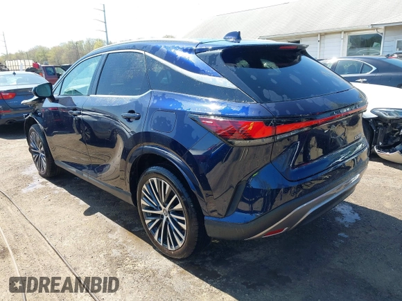 2024 Lexus RX 350h with VIN 2T2BBMCAXRC055195, listed as a IAAI auction lot 41953427 with 3,892 mi miles and . Bid and sale history available at DreamBid. Image 3.