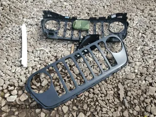 2023 Jeep Wrangler Rubicon z VIN 1C4JJXR6XPW663181, wystawiony jako Copart lot #49799125 z przebiegiem 8 085 mil mil oraz Szkoda całkowita • Salvage title. Historia ofert i sprzedaży dostępna na DreamBid. Obrazek 12.
