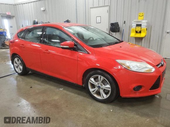 2014 Ford Focus SE with VIN 1FADP3K29EL367147, listed as a Copart auction lot 44200575 with 190,819 mi miles and Clean Title. Bid and sale history available at carsss.com. Image 4.