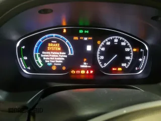 2019 Honda Insight EX z VIN 19XZE4F56KE023943, wystawiony jako Copart lot #55554415 z przebiegiem 168 666 mil mil oraz Szkoda całkowita • Salvage title. Historia ofert i sprzedaży dostępna na DreamBid. Obrazek 9.