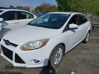2012 Ford Focus SEL with VIN 1FAHP3H20CL470527, listed as a IAAI auction lot 42028826 with 165,197 mi miles. Bid and sale history available at carsss.com. Image 2.