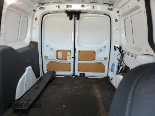 2019 Ford Transit Connect XLT z VIN NM0LS7F2XK1428189, wystawiony jako Copart lot #53649585 z przebiegiem 32 171 mil mil oraz Szkoda całkowita • Salvage title. Historia ofert i sprzedaży dostępna na DreamBid. Obrazek 10.