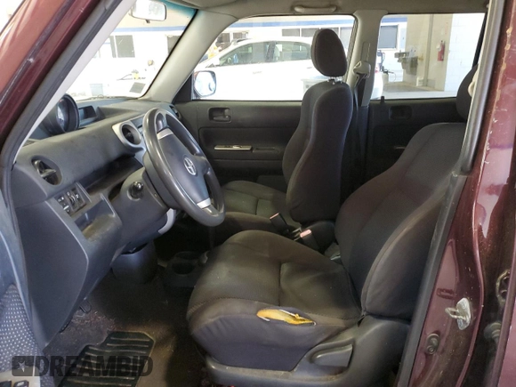 2005 Scion xB z VIN JTLKT324150205372, wystawiony jako Copart lot #54899875 z przebiegiem Nie podano mil oraz Szkoda całkowita • Salvage title. Historia ofert i sprzedaży dostępna na DreamBid. Obrazek 7.