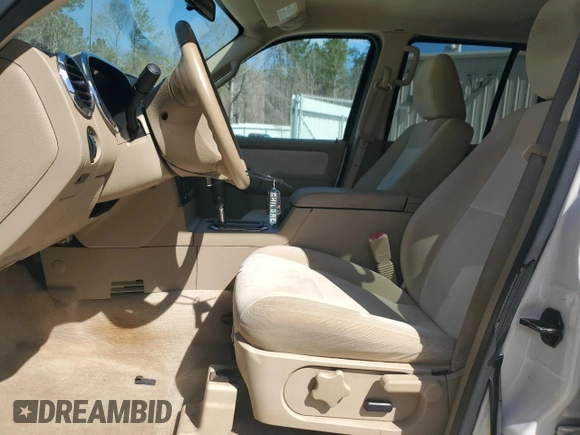 2010 Ford Explorer XLT with VIN 1FMEU6DE7AUA66392, listed as a Copart auction lot 49140655 with 87,657 mi miles and Clean Title. Bid and sale history available at carsss.com. Image 7.