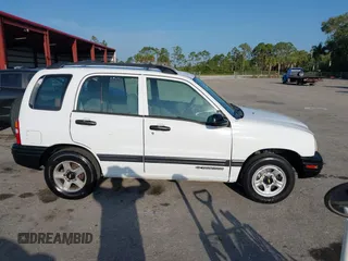 2001 Chevrolet Tracker z VIN 2CNBE13C916939402, wystawiony jako IAAI lot #42232082 z przebiegiem 103 693 mil mil oraz . Historia ofert i sprzedaży dostępna na DreamBid. Obrazek 14.