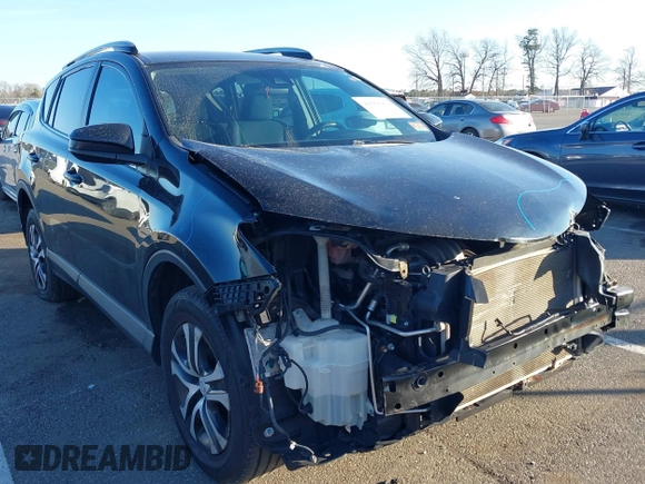 2017 Toyota RAV4 LE z VIN 2T3BFREV6HW543909, wystawiony jako IAAI lot #41668964 z przebiegiem 102 452 mil mil oraz . Historia ofert i sprzedaży dostępna na DreamBid. Obrazek 17.