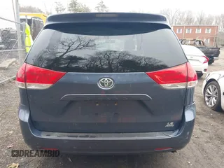2013 Toyota Sienna LE with VIN 5TDJK3DC8DS064035, listed as a IAAI auction lot 41909785 with 135,716 mi miles and . Bid and sale history available at DreamBid. Image 15.