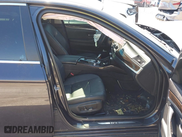 2014 BMW 5 Series 535i with VIN WBA5B1C54ED477525, listed as a IAAI auction lot 41692887 with 122,288 mi miles. Bid and sale history available at carsss.com. Image 5.