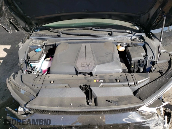 2024 Kia EV6 Wind with VIN KNDC34LA9R5211939, listed as a Copart auction lot 75668494 with 5,758 mi miles and Salvage Title. Bid and sale history available at carsss.com. Image 12.