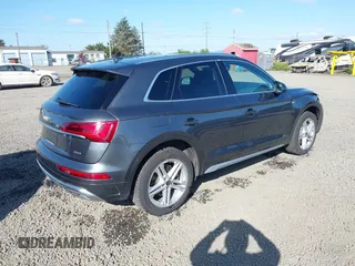 2021 Audi Q5 Premium with VIN WA1G2AFY4M2044986, listed as a IAAI auction lot 42073573 with 58,388 mi miles and . Bid and sale history available at DreamBid. Image 4.