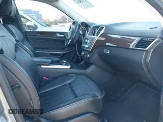 2014 Mercedes-Benz GL-Class GL 450 with VIN 4JGDF7CE3EA340899, listed as a IAAI auction lot 41849790 with 100,502 mi miles. Bid and sale history available at carsss.com. Image 5.