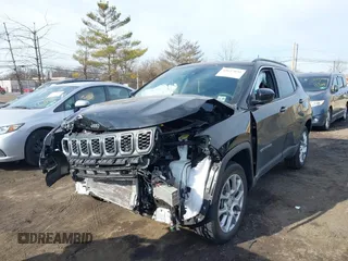 2024 Jeep Compass Latitude Lux with VIN 3C4NJDFN0RT140417, listed as a IAAI auction lot 41657031 with 4,449 mi miles and . Bid and sale history available at DreamBid. Image 6.