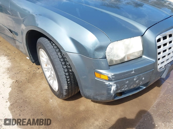 2005 Chrysler 300 with VIN 2C3JA43R45H616682, listed as a IAAI auction lot 41853835 with 158,464 mi miles. Bid and sale history available at carsss.com. Image 17.