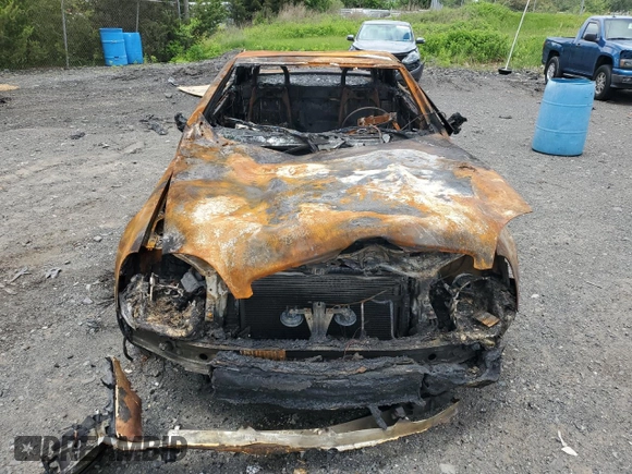 1998 Mercedes-Benz SLK 230/320 with VIN WDBKK47F5WF064270, listed as a Copart auction lot 57452535 with Not provided miles and Salvage title. Bid and sale history available at DreamBid. Image 5.