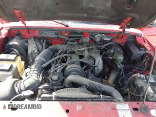 1995 Ford Ranger XL with VIN 1FTCR14A2SPA40778, listed as a IAAI auction lot 42114116 with 212,314 mi miles and . Bid and sale history available at carsss.com. Image 10.