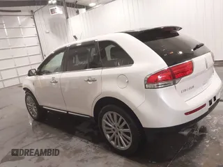 2011 Lincoln MKX with VIN 2LMDJ8JK8BBJ34012, listed as a IAAI auction lot 41524792 with 142,670 mi miles. Bid and sale history available at carsss.com. Image 15.
