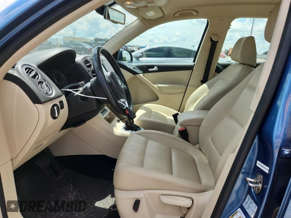 2017 Volkswagen Tiguan S with VIN WVGAV7AX2HW501907, listed as a Copart auction lot 64880705 with 82,592 mi miles and Clean title. Bid and sale history available at DreamBid. Image 7.