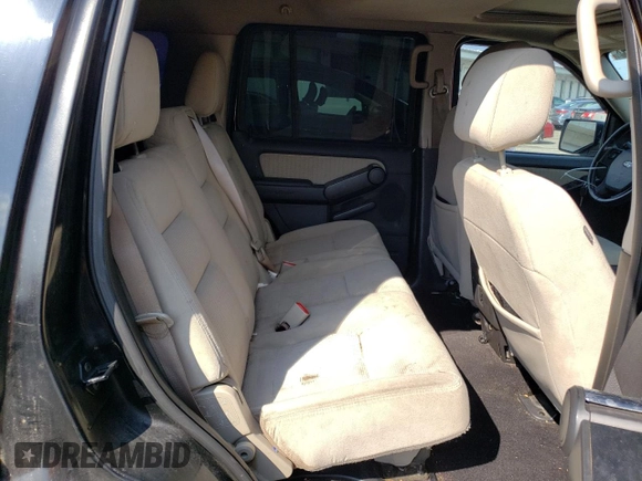 2008 Ford Explorer XLT with VIN 1FMEU63E58UA68508, listed as a Copart auction lot 71561004 with 164,872 mi miles and Non Repairable. Bid and sale history available at carsss.com. Image 10.