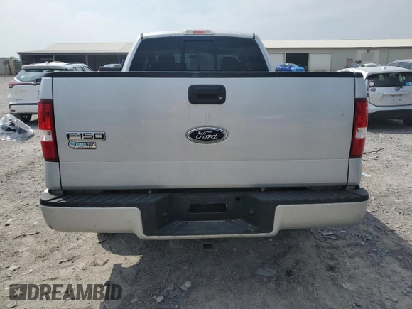 2004 Ford F-150 STX z VIN 1FTRX12WX4NA93239, wystawiony jako Copart lot #60365685 z przebiegiem 248 470 mil mil oraz Czysty tytuł • Clean title. Historia ofert i sprzedaży dostępna na DreamBid. Obrazek 6.