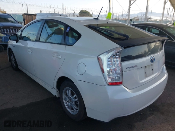 2010 Toyota Prius II with VIN JTDKN3DU9A0064015, listed as a IAAI auction lot 41967100 with 173,526 mi miles and . Bid and sale history available at carsss.com. Image 3.