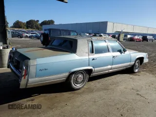1990 Cadillac Brougham z VIN 1G6DW54Y6LR704123, wystawiony jako Copart lot #57709315 z przebiegiem 118 122 mil mil oraz Tytuł czysty. Historia ofert i sprzedaży dostępna na DreamBid. Obrazek 3.