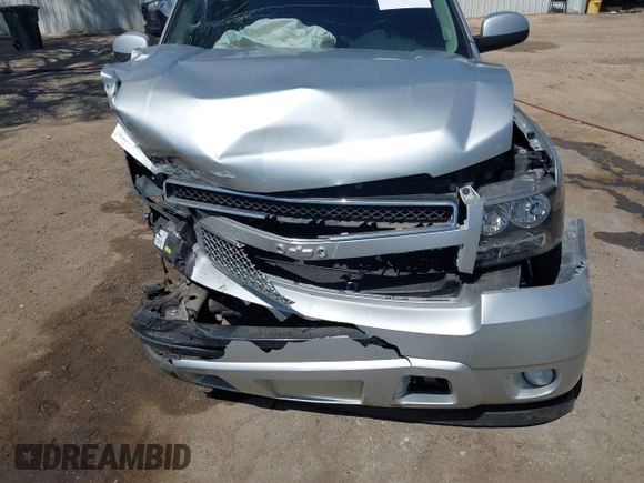 2013 Chevrolet Suburban LT with VIN 1GNSCJE06DR138925, listed as a IAAI auction lot 42008011 with 236,244 mi miles. Bid and sale history available at carsss.com. Image 17.