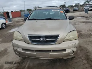 2005 Kia Sorento LX with VIN KNDJD733055406491, listed as a Copart auction lot 42366685 with 0 mi miles and Salvage Title. Bid and sale history available at carsss.com. Image 5.