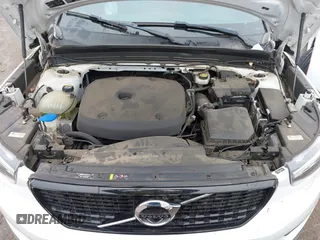 2019 Volvo XC40 R-Design with VIN YV4162UM6K2123298, listed as a IAAI auction lot 41509799 with 57,010 mi miles and . Bid and sale history available at DreamBid. Image 10.