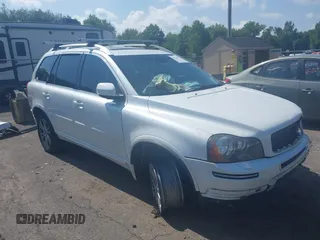 2014 Volvo XC90 z VIN YV4952CZ2E1690234, wystawiony jako IAAI lot #42739578 z przebiegiem Nie podano mil oraz . Historia ofert i sprzedaży dostępna na DreamBid. Obrazek 1.