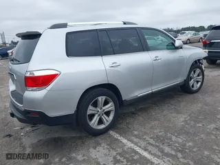 2012 Toyota Highlander Limited with VIN 5TDYK3EH6CS068298, listed as a IAAI auction lot 41407134 with 114,713 mi miles. Bid and sale history available at carsss.com. Image 4.