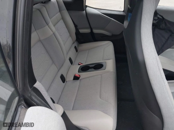 2015 BMW i3 with VIN WBY1Z4C5XFV501268, listed as a IAAI auction lot 41028732 with NaN miles. Bid and sale history available at carsss.com. Image 8.