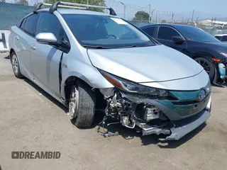 2017 Toyota Prius Plus with VIN JTDKARFP3H3018453, listed as a IAAI auction lot 42391330 with 145,289 mi miles and . Bid and sale history available at DreamBid. Image 1.