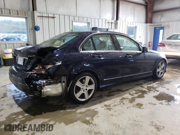2011 Mercedes-Benz C 300 Sport z VIN WDDGF8BB9BR135198, wystawiony jako Copart lot #58187185 z przebiegiem 102 248 mil mil oraz Czysty tytuł • Clean title. Historia ofert i sprzedaży dostępna na DreamBid. Obrazek 3.