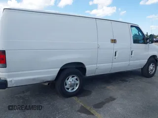 2012 Ford Econoline Cargo Commercial z VIN 1FTNS2EW8CDA13858, wystawiony jako IAAI lot #42473899 z przebiegiem 336 332 mil mil oraz . Historia ofert i sprzedaży dostępna na DreamBid. Obrazek 6.