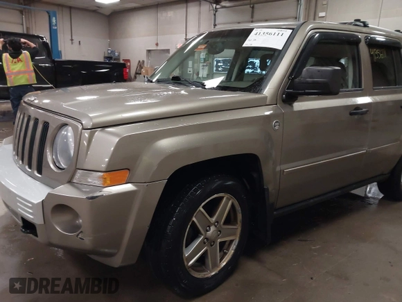 2007 Jeep Patriot Limited with VIN 1J8FF48W37D377328, listed as a IAAI auction lot 41356111 with 114,276 mi miles and . Bid and sale history available at DreamBid. Image 6.