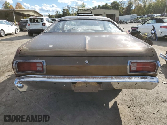 1973 Plymouth Valiant z VIN VL29G3B227366, wystawiony jako Copart lot #74797124 z przebiegiem 87 122 mil mil oraz Szkoda całkowita • Salvage title. Historia ofert i sprzedaży dostępna na DreamBid. Obrazek 6.