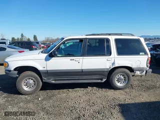 1998 Mercury Mountaineer with VIN 4M2ZU55P3WUJ48489, listed as a IAAI auction lot 41368722 with 202,627 mi miles. Bid and sale history available at carsss.com. Image 15.