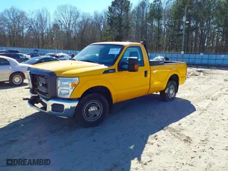 2014 Ford Super Duty F-250 SRW XL with VIN 1FTBF2A68EEB13811, listed as a IAAI auction lot 41357431 with 170,221 mi miles. Bid and sale history available at carsss.com. Image 18.