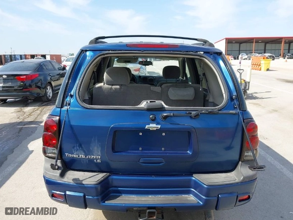 2005 Chevrolet TrailBlazer LT with VIN 1GNDT13S052339016, listed as a IAAI auction lot 41775334 with 1 mi miles. Bid and sale history available at carsss.com. Image 6.