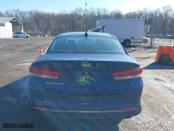 2018 Kia Optima LX with VIN 5XXGT4L33JG191559, listed as a IAAI auction lot 41875793 with 152,479 mi miles. Bid and sale history available at carsss.com. Image 15.