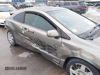 2006 Honda Civic Cpe LX with VIN 2HGFG11686H559025, listed as a IAAI auction lot 41564965 with 279,475 mi miles. Bid and sale history available at carsss.com. Image 19.