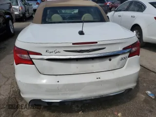 2011 Chrysler 200 Touring with VIN 1C3BC2EB6BN604992, listed as a Copart auction lot 60836874 with 566,203 mi miles and Salvage Title. Bid and sale history available at carsss.com. Image 6.