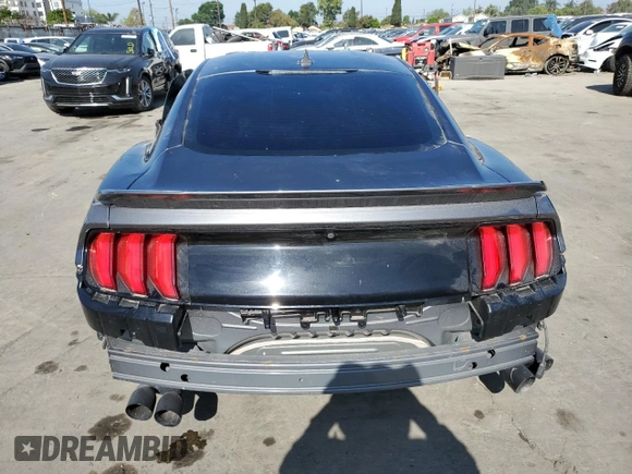 2021 Ford Mustang GT z VIN 1FA6P8CF9M5103856, wystawiony jako Copart lot #56322045 z przebiegiem 27 499 mil mil oraz Szkody całkowita. Historia ofert i sprzedaży dostępna na DreamBid. Obrazek 6.