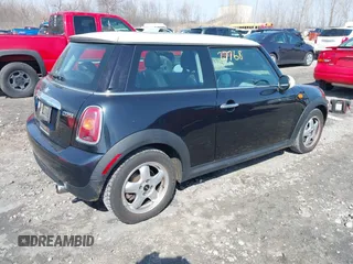 2007 MINI Hardtop with VIN WMWMF33567TT53664, listed as a IAAI auction lot 42027768 with 75,970 mi miles and . Bid and sale history available at DreamBid. Image 4.