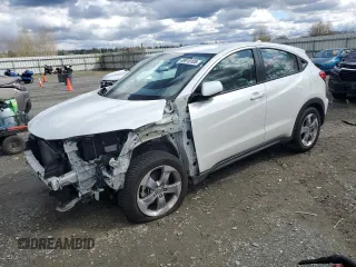 2022 Honda HR-V LX with VIN 3CZRU6H36NM709107, listed as a Copart auction lot 49910105 with 28,067 mi miles and Salvage Title. Bid and sale history available at carsss.com. Image 1.