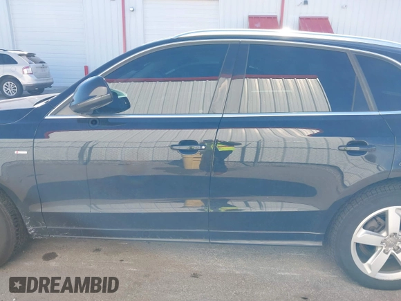 2011 Audi Q5 Premium Plus z VIN WA1DKAFP7BA006987, wystawiony jako IAAI lot #41565702 z przebiegiem 260 201 mil mil oraz . Historia ofert i sprzedaży dostępna na DreamBid. Obrazek 14.